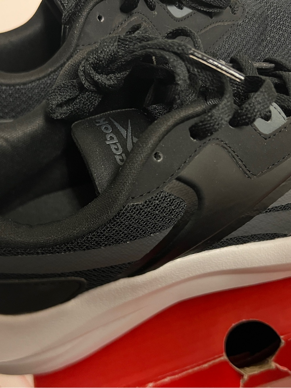 Size 8 Women's Reebok Black and Gray Energen Lux Running Shoes - Picture 4 of 8